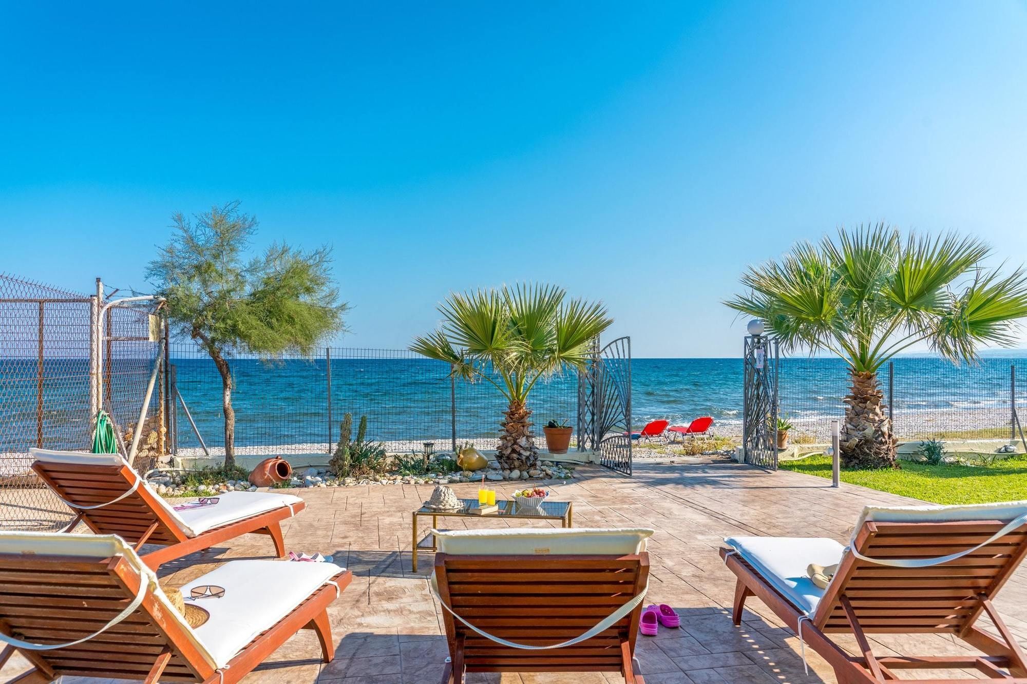 Maria'S Seaside Villa - House With 3 Rooms In Marathon, With Wonderful Exteriör bild