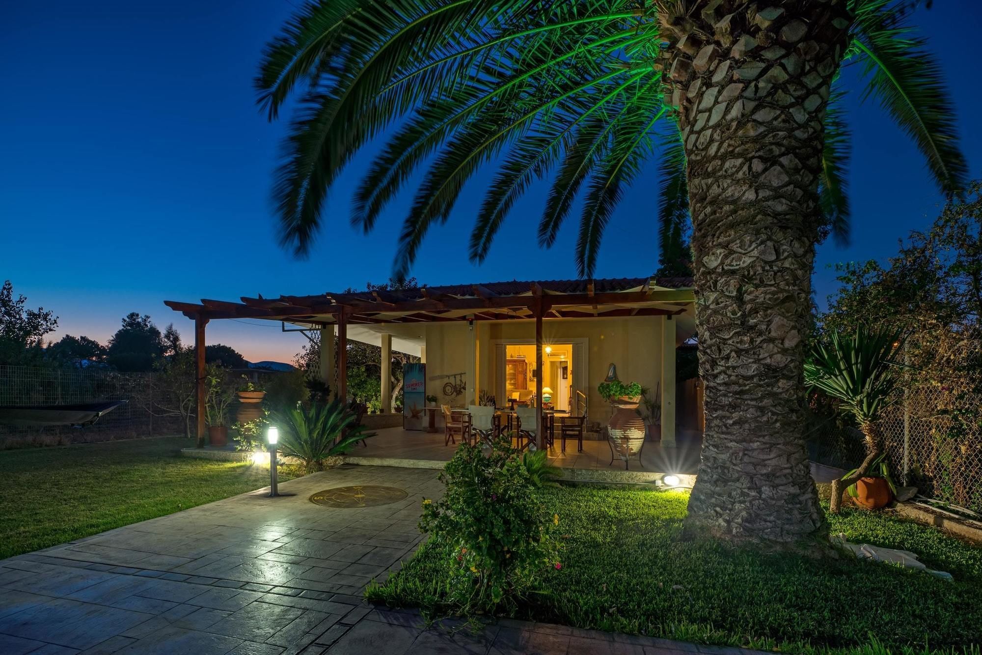 Maria'S Seaside Villa - House With 3 Rooms In Marathon, With Wonderful Exteriör bild